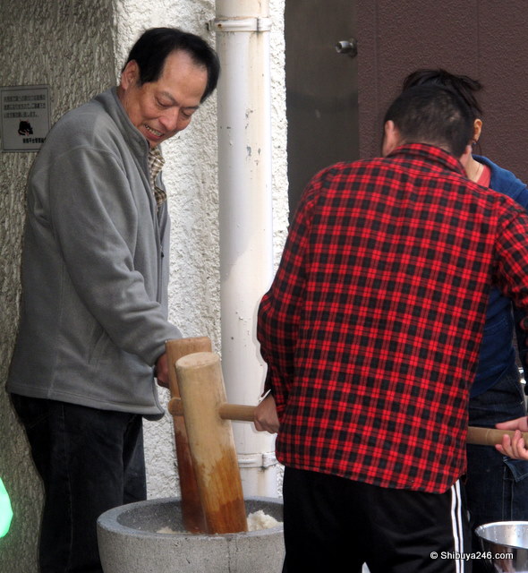 Mochi in the making