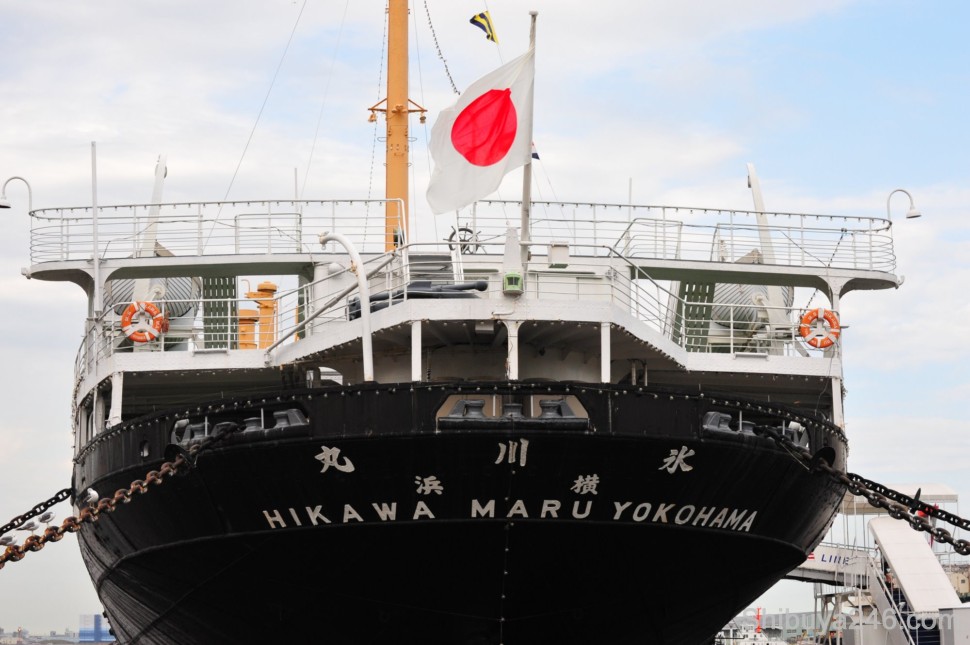 Hikawa Maru Yokohama in Yamashita Park, previously a luxury liner that was in service from 1930 to 1960,  boarded by famous people such as Charlie Chaplin.