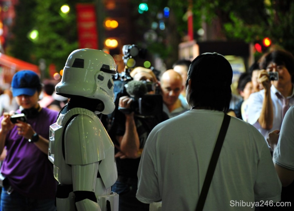 Meanwhile back at the filming, the Stormtrooper proved more popular than the maids