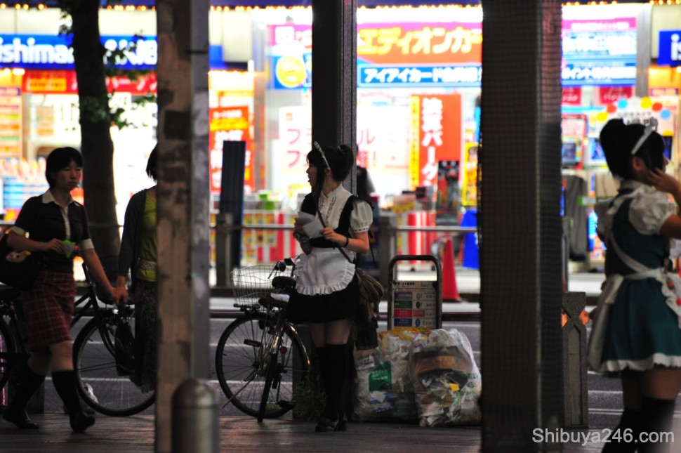 The maid action doesnt stop around here. More cafes looking for customers