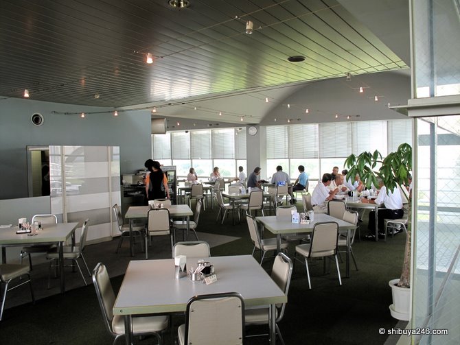 The lunch time restaurant
