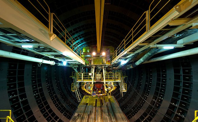 The machine that helps make the tunnel, sourced from Wikimedia
