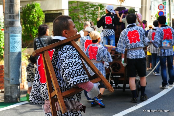 every matsuri needs someone following behind to lend support