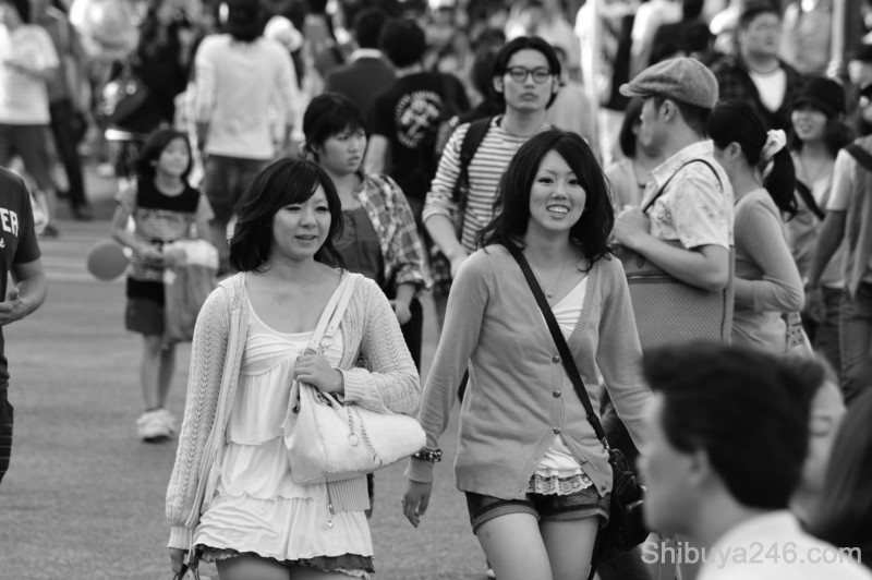 More hats and more smiles. The weather combined with Shibuya fun had everyone in a good mood