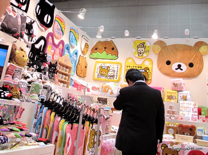 bath mats, door mats and others. Rilakkuma going well here