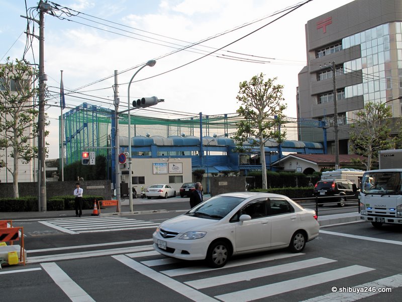 View from across the street, just minutes from Oimachi Station
