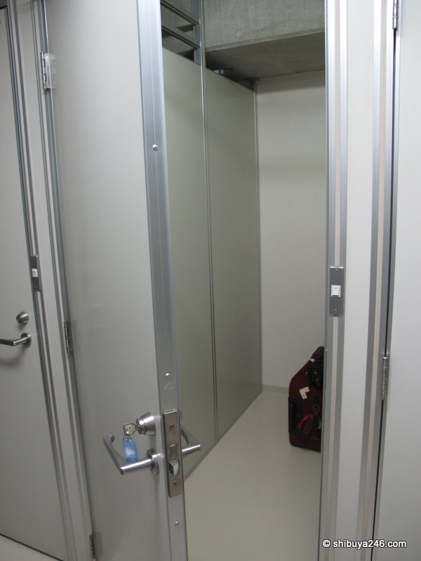 Inside the space is pretty tight, but it does the job alright. Hope nobody has any bodies stored down here