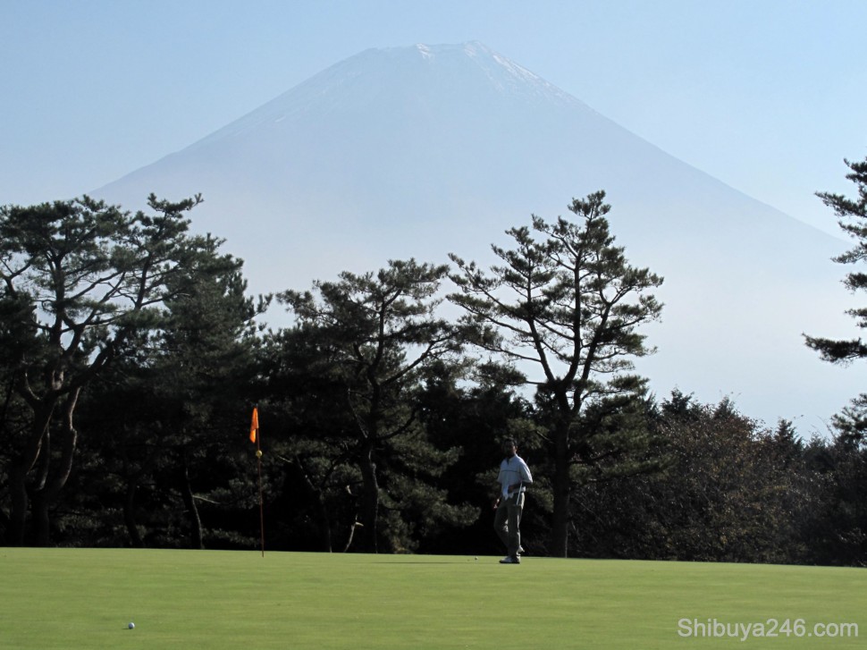 From driving to putting, Fuji-san kept following us around