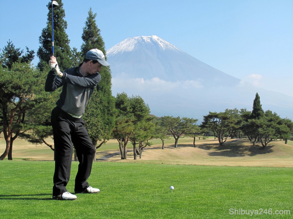 Time to smack the white ball down towards Fuji-san again