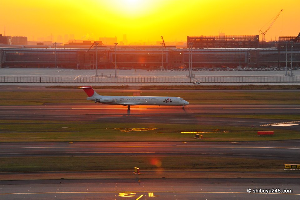 Will JAL keep buying Boeing or will they move more to Airbus planes?