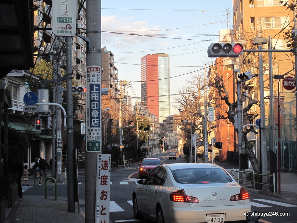 Looking down past Isaragozaka towards Tamachi.