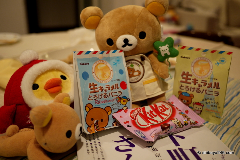 Rilakkuma and gang hanging out to eat some of the treats. Looks like they have a magazine out on short walks around shita machi Tokyo as well. (places which still have a feel of the Showa era about them).