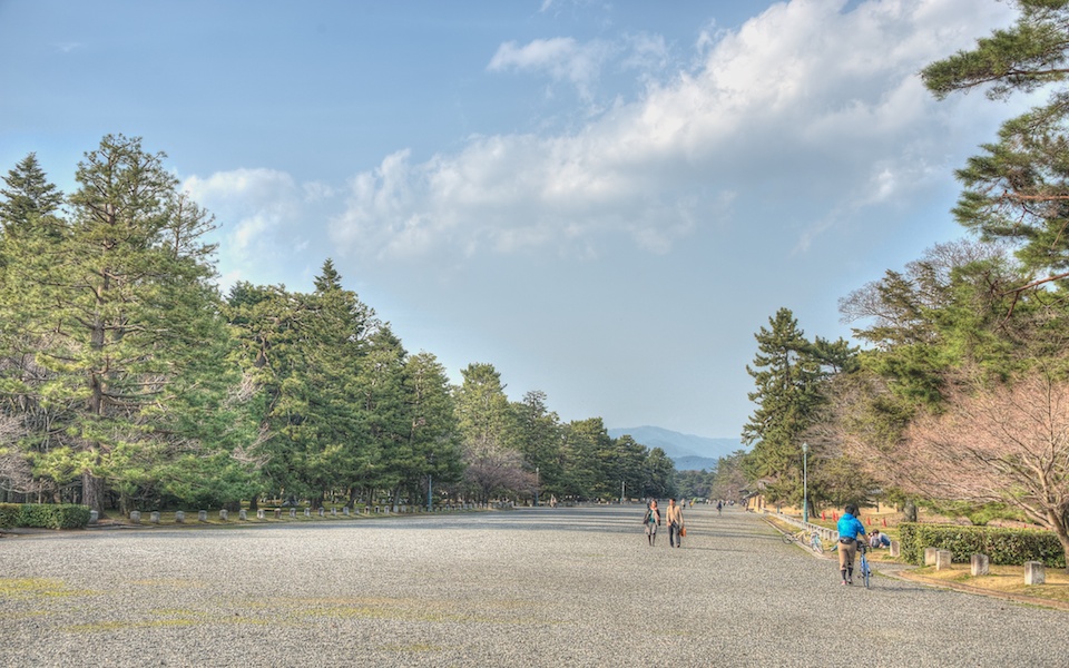 Spring Walk, Kyoto Gosho