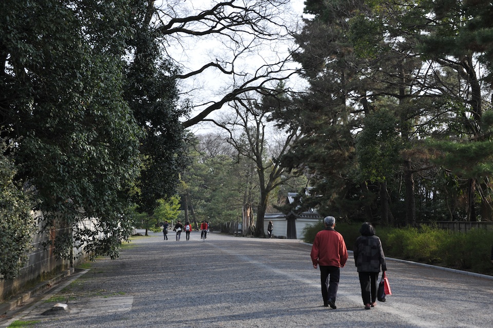 Easy strolling