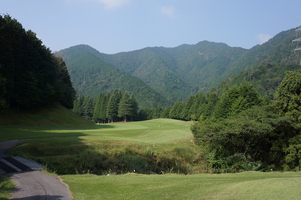 Nice view of the mountains across the fairways