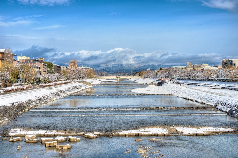 Snow on the Kamogawa